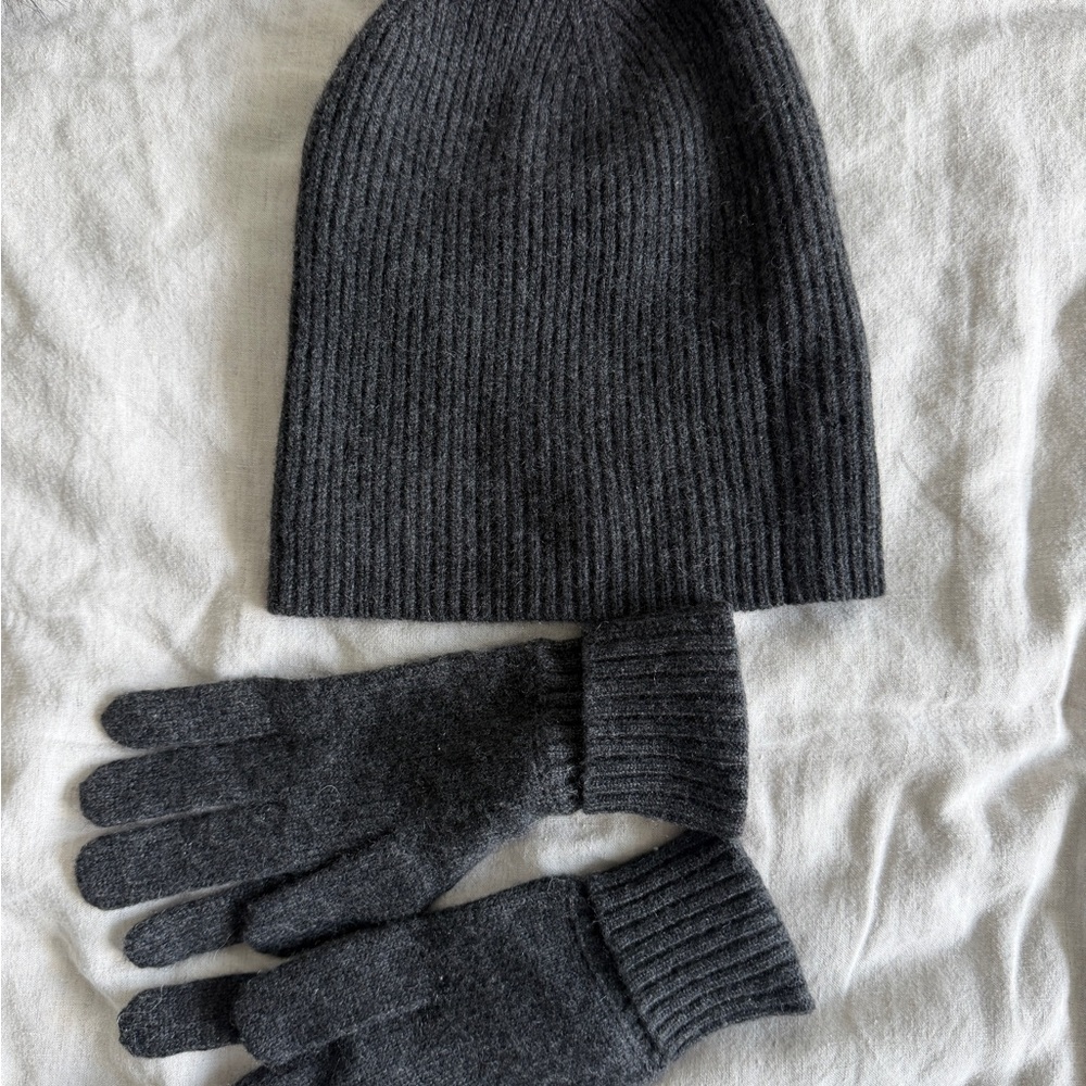 Gray Knit Beanie and Gloves Setting with